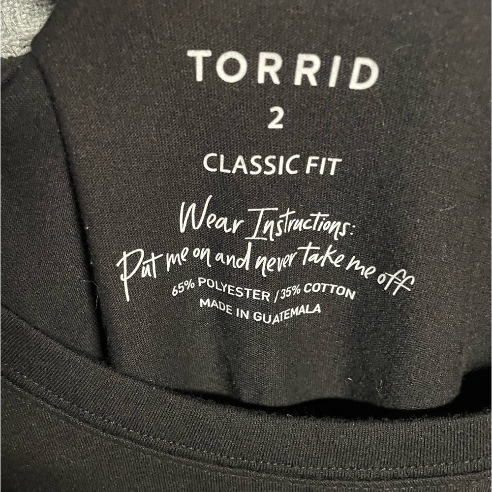 Torrid tee - Picture 3 of 3